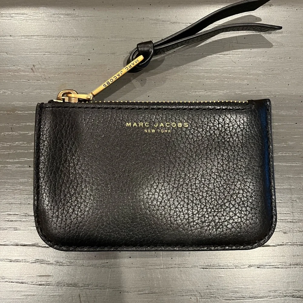 *SOLD* Marc Jacobs Black Coin Card Key Pouch Wallet - Picture 2 of 13